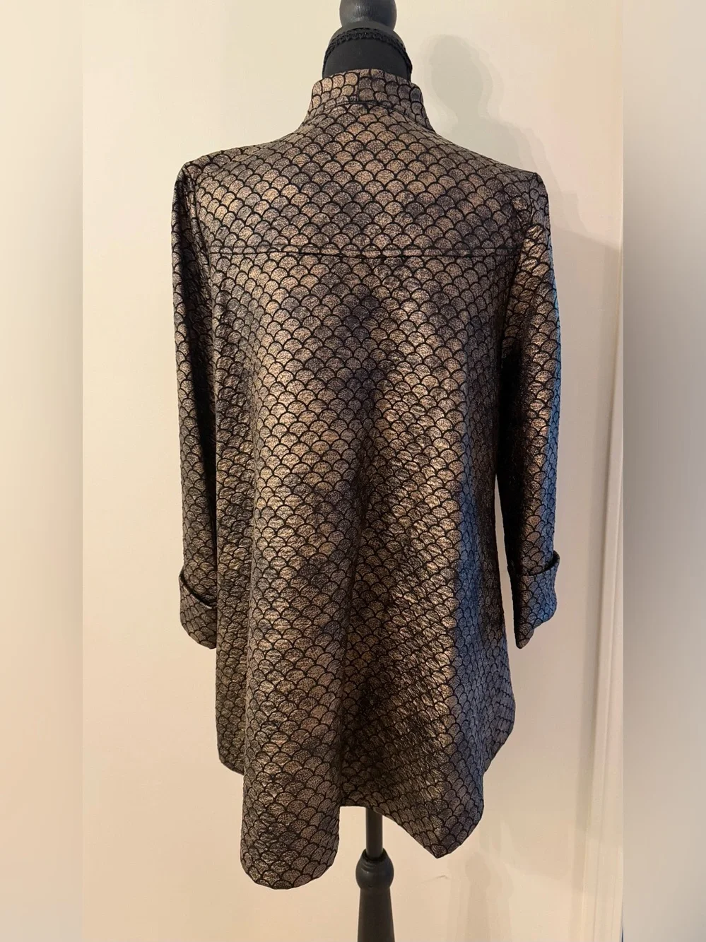 IC by Connie K Metallic Bronze Mandarin-Style Blazer Scalloped Pattern M (10-12)